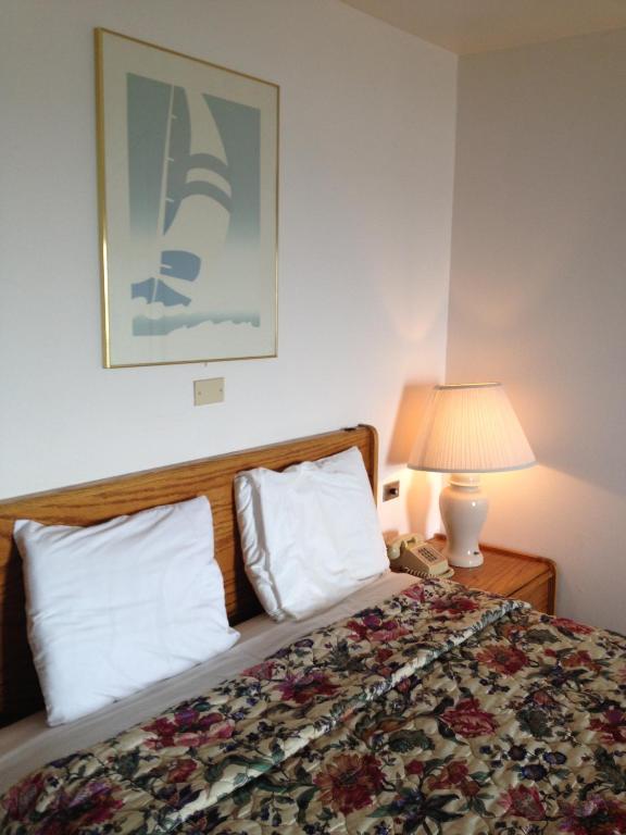 Cozy Cove Beachfront Resort Inn Lincoln City Quarto foto